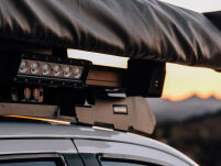 Mocowanie markizy Manta Wing / Bat Wing Front Runner - 10