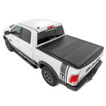 Twarda pokrywa paki tri-fold niski profil Rough Country 5'7