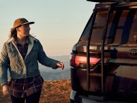 Toyota Sequoia (2023-Current) Ladder - 7