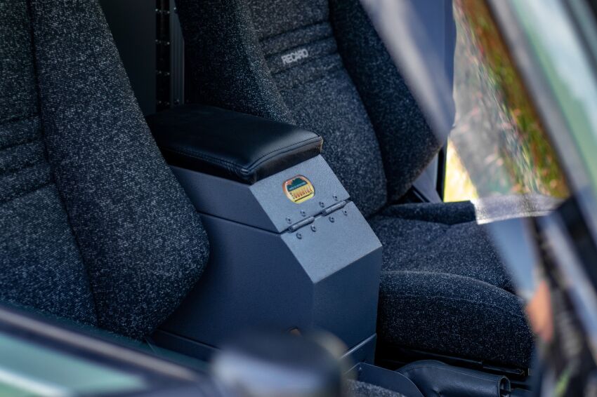 Big Country podłokietnik - schowek Toyota Land Cruiser 70-series-79 Single cab & 78