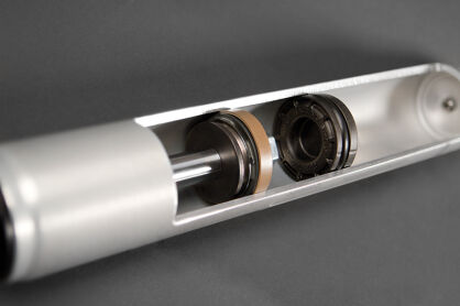 Amortyzator przedni FOX 2.0 Performance Lift 1.5"-3.5'' - Range Rover 71-94