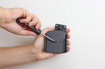 Uchwyt regulowany do Apple iPhone 7 w futerale lub obudowie o wymiarach: 75-89 mm (szer.), 9-13 mm (grubość). - 5