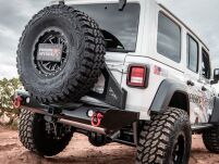 Mocowanie Koła Zapasowego Poison Spyder - Jeep Wrangler JL - 6