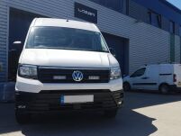 Zestaw dwóch lamp LAZER TRIPLE-R 750 (Gen2) z systemem montażu w fabrycznym grillu - VW Crafter (2017 -) - 2