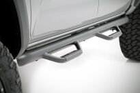 Progi, stopnie Rough Country Nerf Steps - Toyota Tacoma 05-18 Double Cab 5ft BED - 8