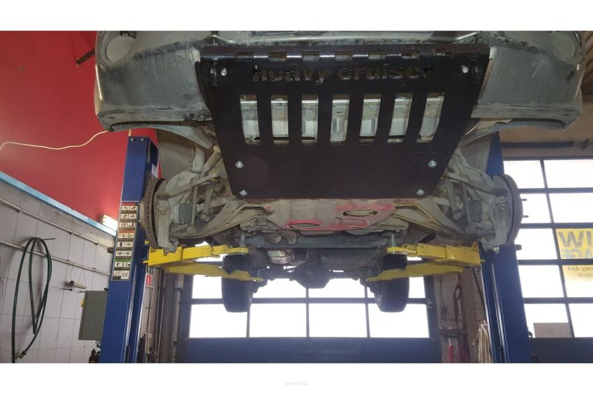 Osłona czołowa z uchwytami do szarpania Jeep Grand Cherokee WK WH 2005-2010 aluminiowa