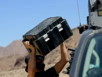 Skrzynia transportowa Wolf Pack Pro Hi-Lid Kit z podwyższoną pokrywą - 8