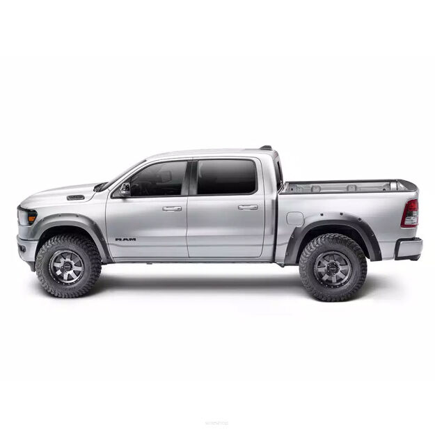 Poszerzenia błotników przód i tył Bushwacker Pocket Style