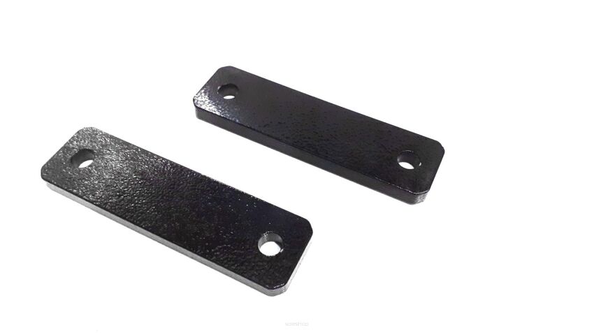Dystansy montażowy wyciągarki 10 mm lakierowane