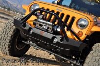 Zderzak przedni stalowy POISON SPYDER Brawler średni z pałąkiem - Jeep Wrangler JK - 2