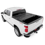 Twarda pokrywa paki tri-fold niski profil Rough Country 6'7