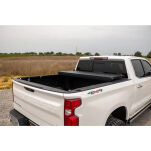 Twarda pokrywa paki tri-fold niski profil Rough Country 6'7