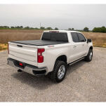 Twarda pokrywa paki tri-fold niski profil Rough Country 6'7