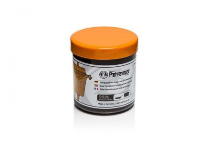 Preparat do pielęgnacji żeliwnych kociołków i naczyń