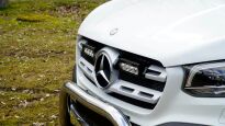 Zestaw dwóch lamp LAZER ST4 Evolution z systemem montażu w fabrycznym grillu - Mercedes X-Class V6 (2017-) - 2