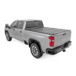 Twarda pokrywa paki tri-fold flip up Rough Country 6'9