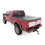 Twarda pokrywa paki tri-fold flip up Rough Country 6'10