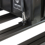 Regulowane mocowanie skrzyń Front Runner - 2