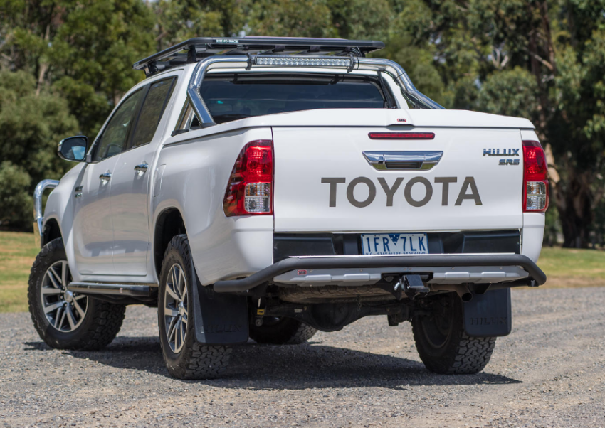 Tylny zderzak stalowy ARB Summit Raw - Toyota Hilux (2015 -)