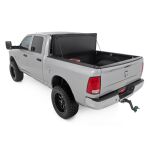 Twarda pokrywa paki tri-fold flip up Rough Country 6'4