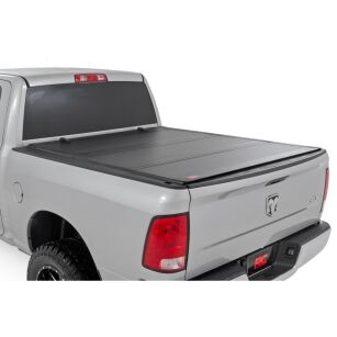 Twarda pokrywa paki tri-fold flip up Rough Country 6'4"