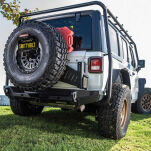 Mocowanie, przeniesienie koła zapasowego Smittybilt XRC/SRC - 2
