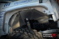 Osłony wewnętrzne błotników przednich POISON SPYDER - Jeep Wrangler JK - 4