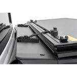 Twarda pokrywa paki tri-fold flip up Rough Country 5'7