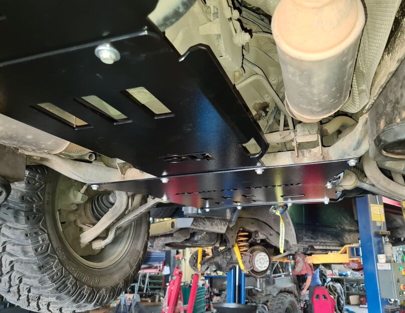 Osłona skrzyni biegów Standard Range Rover L322 2002-2006 aluminiowa