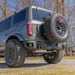 Relokacja mocowania tablicy rejestracyjnej Rough Country - 2