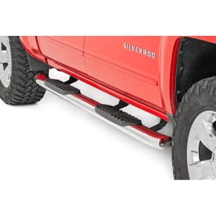 Progi, stopnie boczne srebrne Rough Country Oval Nerf Steps Crew Cab