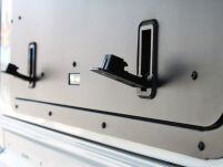 Okno uchylne Gullwing Aluminium Land Rover Defender Front Runner - 13