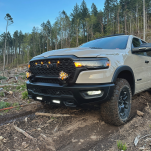 Płyta pod wyciągarkę z oświetleniem LED Offroad Package Vice Design Rebel - 4