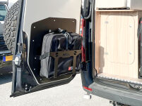 Uchwyt na krzesła Front Runner na wewnętrzny panel drzwi tylnych MB Sprinter - 7