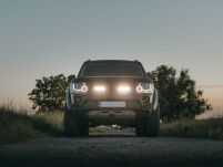Zestaw dwóch lamp LAZER TRIPLE-R 750 (Gen2) z systemem montażu w fabrycznym grillu - Land Rover Discovery4 (2014 -) - 4