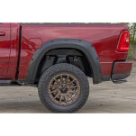 Poszerzenia błotników przód i tył Rough Country Pocket RAM 1500 DT 2025+ - 7