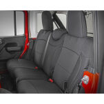 Komplet pokrowców czarnych na siedzenia z tylnym podłokietnikiem Neoprene Rough Country - Jeep Wrangler JL 4 Drzwi - 5