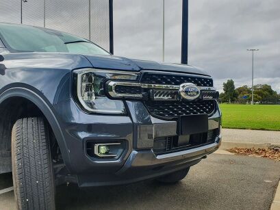 Zestaw dwóch lamp LAZER TRIPLE-R 850 (Gen2) z systemem montażu w fabrycznym grillu – Ford Ranger XLT (2023 -)