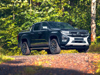 Zestaw dwóch lamp LAZER TRIPLE-R 750 (Gen2) z systemem montażu w fabrycznym grillu – VW AMAROK (2023 -) - 2
