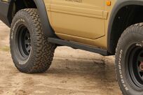 Progi boczne Nissan Patrol Y61 97-04 krótki - 6