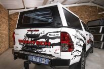 Zabudowa Bushtech Toyota Hilux (2016-present)-Double Cab blacha standard bez oświetlenia, czarna - 12