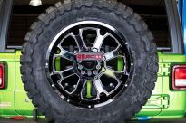 Relokacja Mocowania Trzeciego Światła Stopu Rough Country - Jeep Wrangler JL - 3