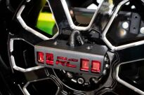 Relokacja Mocowania Trzeciego Światła Stopu Rough Country - Jeep Wrangler JL - 5