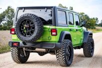 Relokacja Mocowania Trzeciego Światła Stopu Rough Country - Jeep Wrangler JL - 7