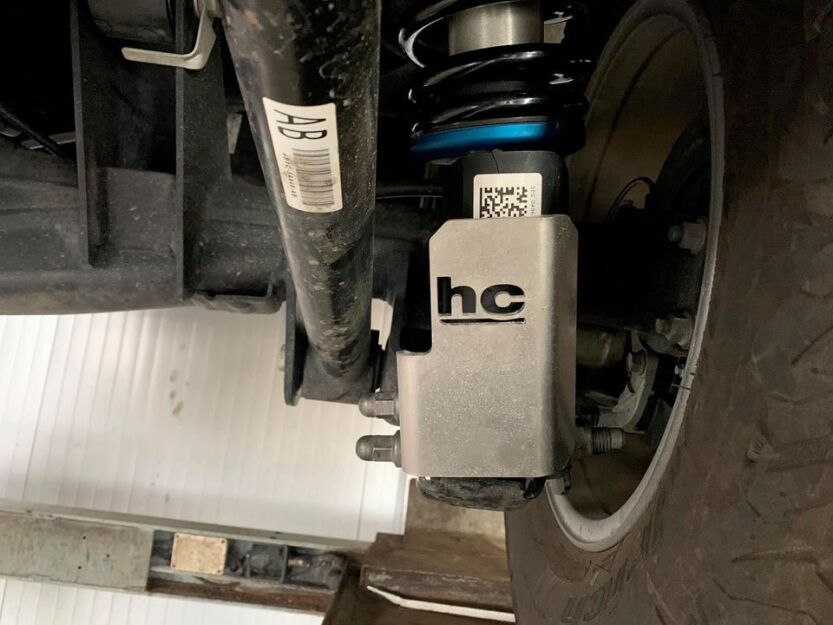 Osłony amortyzatorów tylnych Ford Ranger Raptor 2019- czerwone