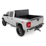 Twarda pokrywa paki tri-fold flip up Rough Country 5'9