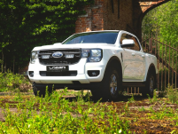 Zestaw dwóch lamp LAZER TRIPLE-R 750 (Gen2) z systemem montażu w fabrycznym grillu - Ford Ranger XL/XLT & Tremor (2023 -) - 2