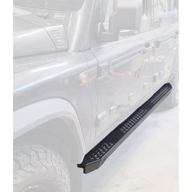 Progi, stopnie boczne mocowane do ramy Maer