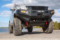 Wzmocnione Uchwyty Holownicze Superior Engineering - Nissan Navara 05-14 - 4