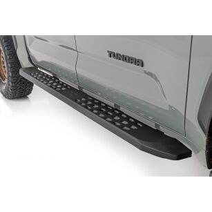 Progi, stopnie Rough Country RPT2 Crew Cab